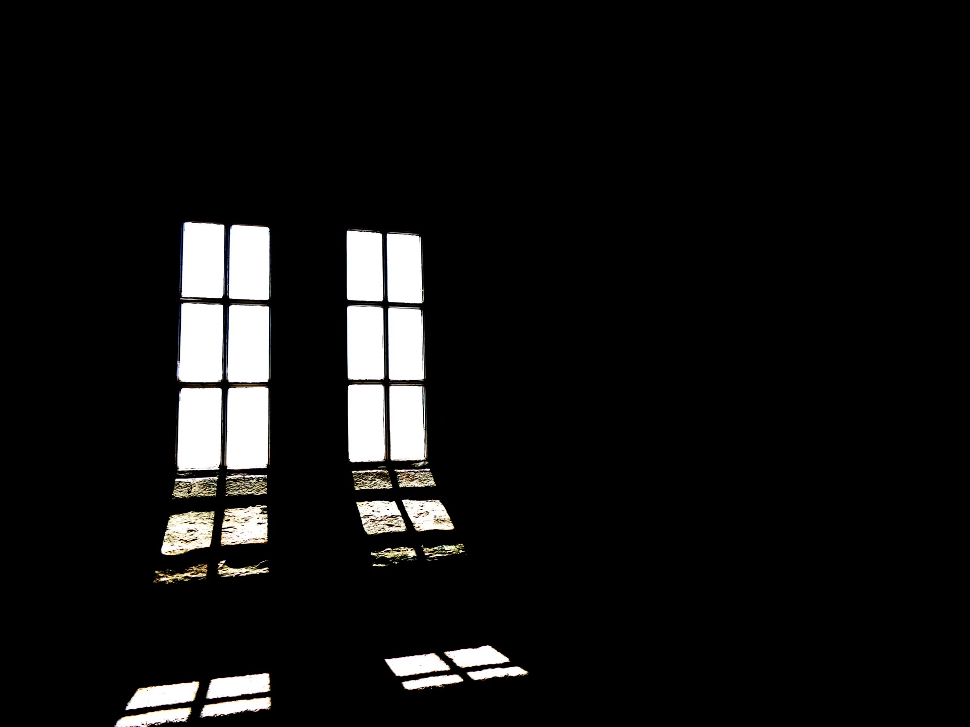 Järjestäytyneen rikollisuuden pyrkimys soluttautua vankiloihin ja vaikuttaa virkamiehiin on vakava turvallisuusriski